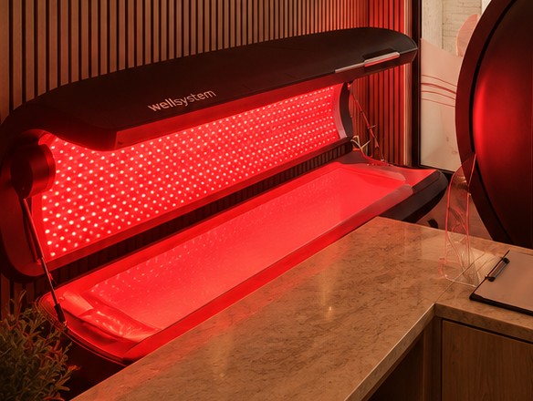 Infrarot- und Rotlichtliege im CuranoVital Gesundheitszentrum